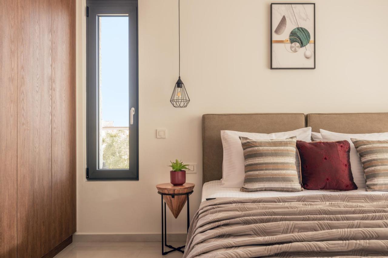 Solis Ortus Villa! Kalamákion Esterno foto