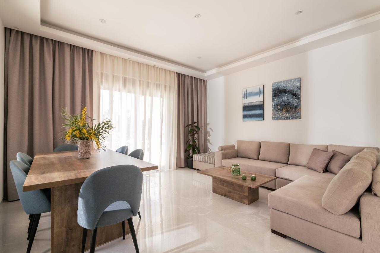 Solis Ortus Villa! Kalamákion Esterno foto